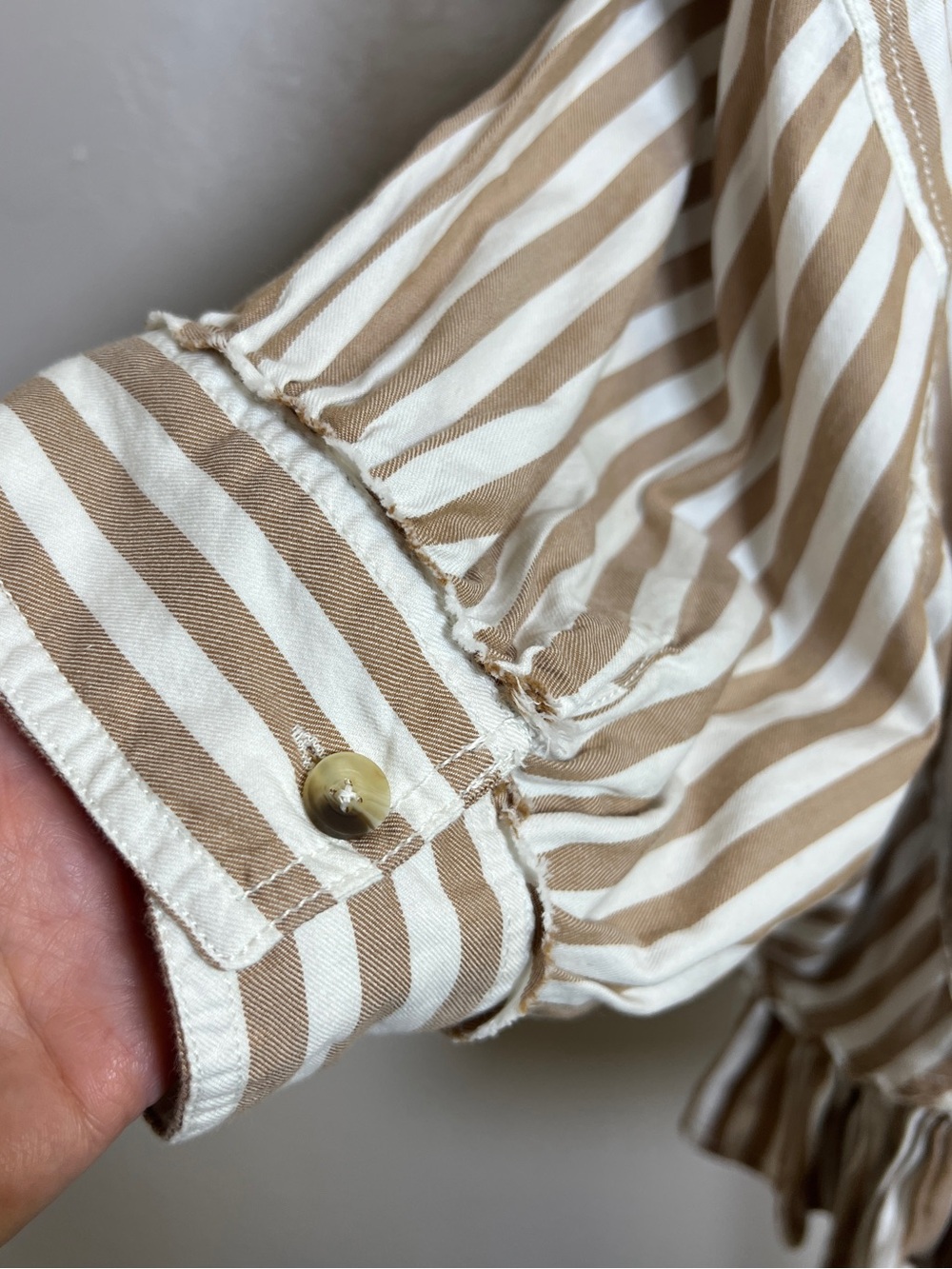 FREE PEOPLE Women’s Size S Striped Bailey Ruffle Hem Button-Up Cropped Shirt - Picture 12 of 16